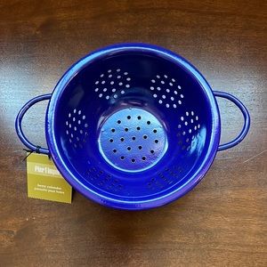 NWT 🎉 Pier 1 Berry Colander